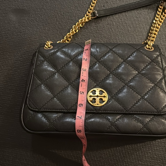 Black leather Tory Burch classic - Picture 10 of 10